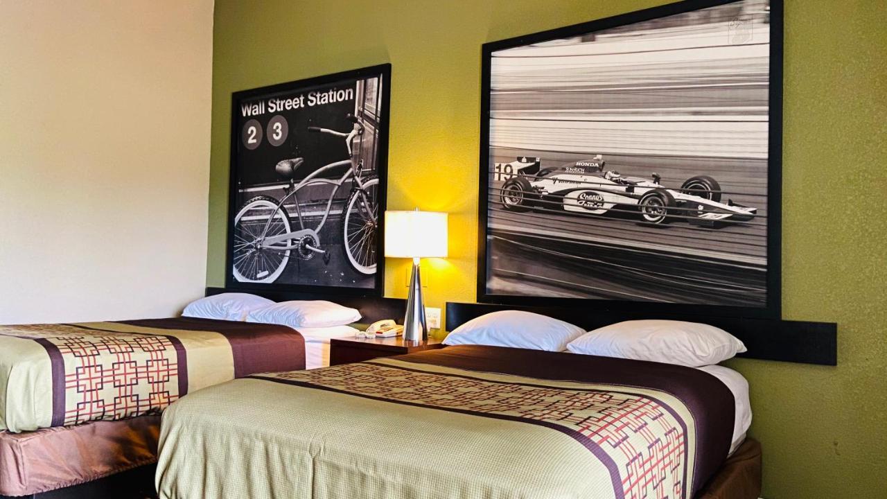 ซูเปอร์ 8 บาย วินด์แฮม แบตเทิลโบโร / ร็อกกี เมาน์ต Hotel Battleboro ภายนอก รูปภาพ