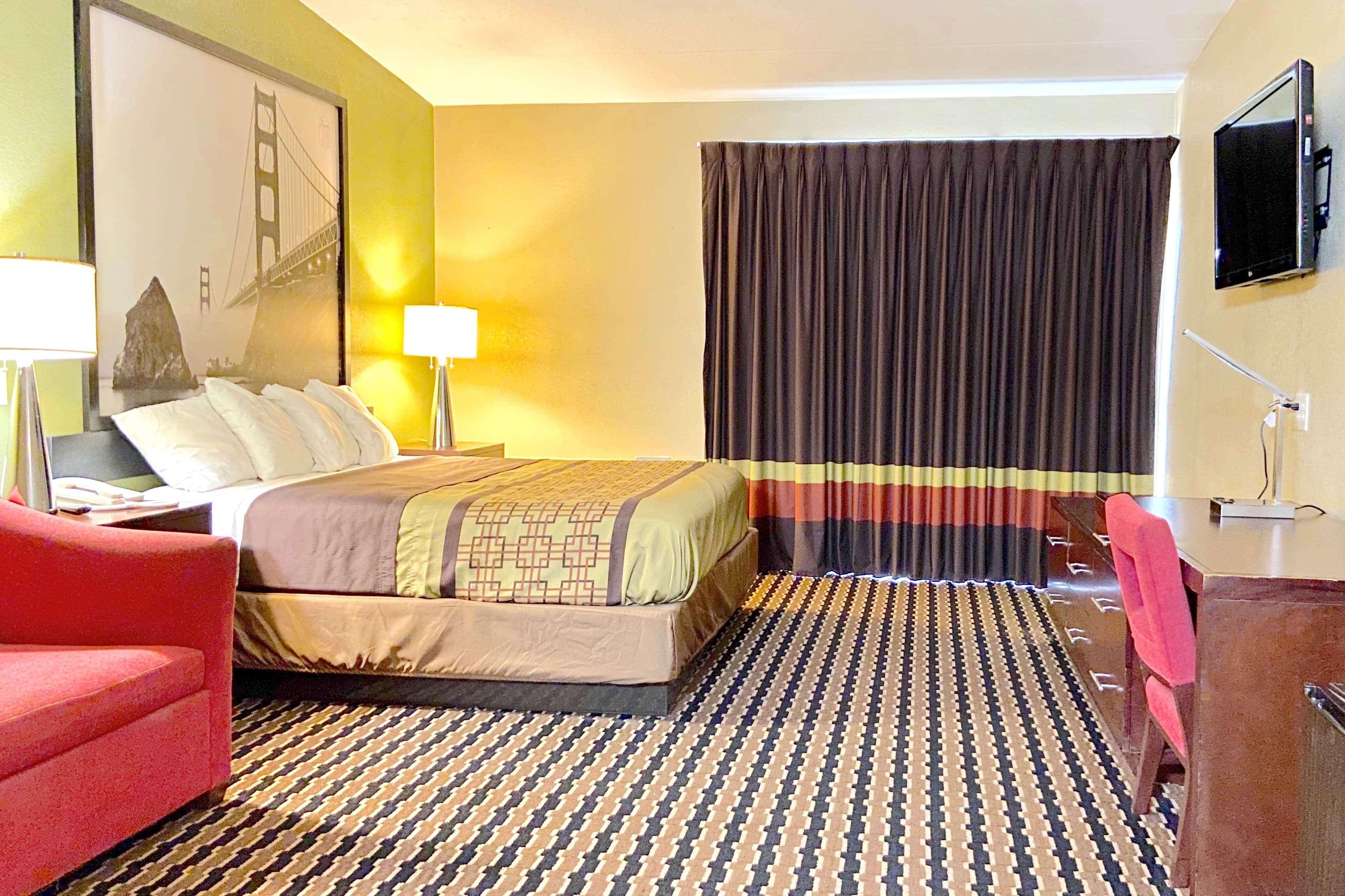 ซูเปอร์ 8 บาย วินด์แฮม แบตเทิลโบโร / ร็อกกี เมาน์ต Hotel Battleboro ภายนอก รูปภาพ