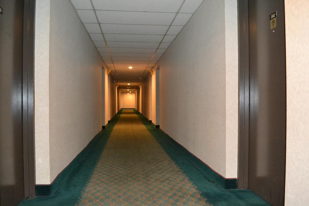 ซูเปอร์ 8 บาย วินด์แฮม แบตเทิลโบโร / ร็อกกี เมาน์ต Hotel Battleboro ภายนอก รูปภาพ