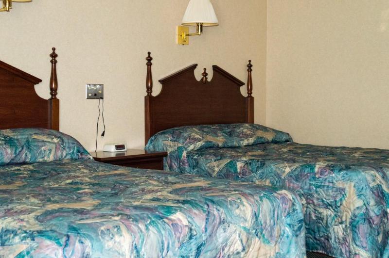 ซูเปอร์ 8 บาย วินด์แฮม แบตเทิลโบโร / ร็อกกี เมาน์ต Hotel Battleboro ภายนอก รูปภาพ